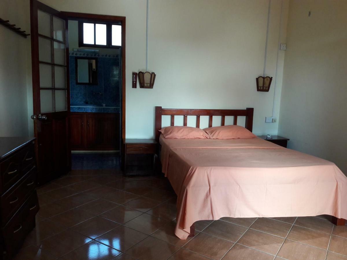 Le Tropical Chez Jeannette Bed & Breakfast Saint Gabriel Exterior photo